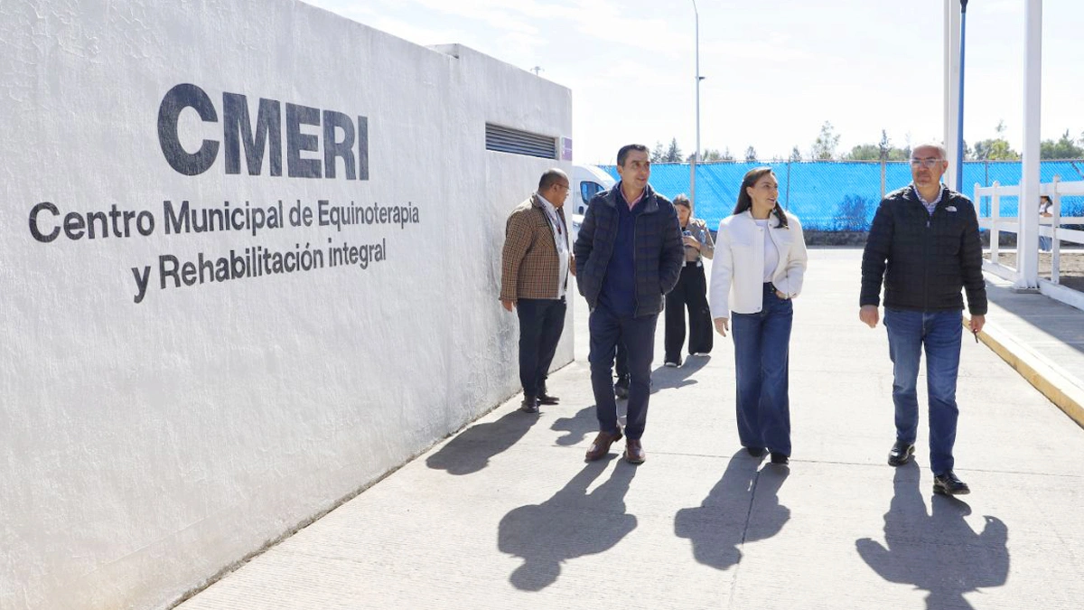 Boletín de prensa 062. MARIELISE BUDIB Y ENRIQUE IBARRONDO DIRECTOR DEL CRIT RECORRIERON INSTALACIONES DEL CMERI