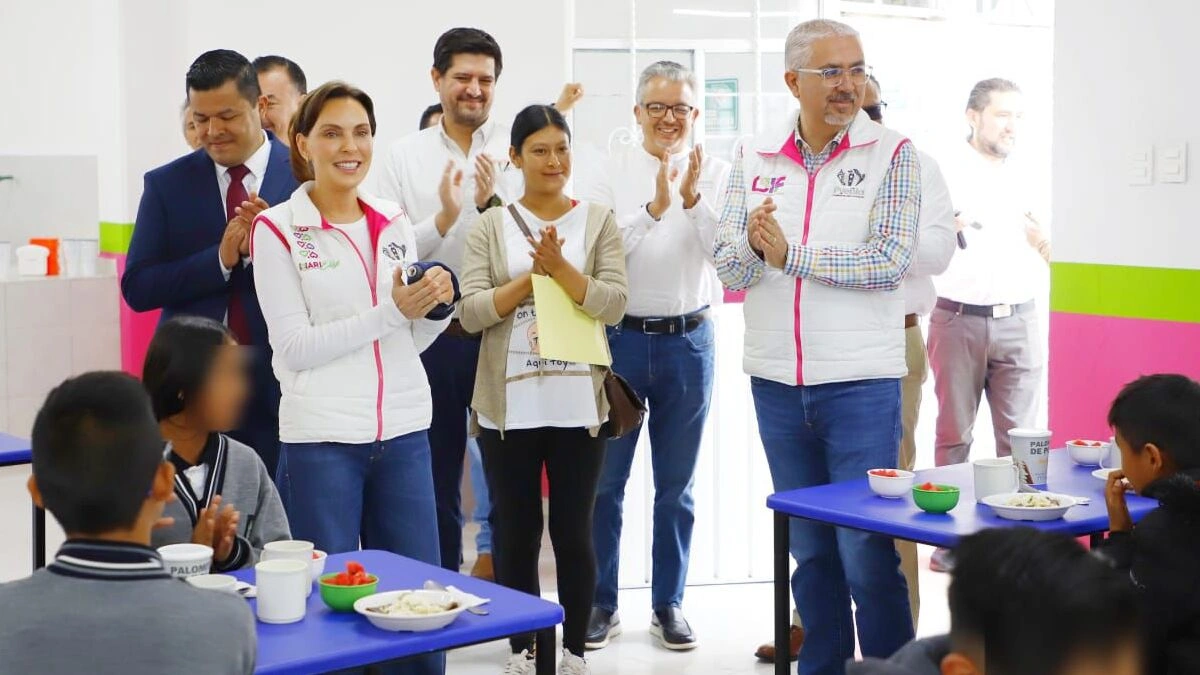 Boletín de prensa 155. ENTREGAN MARIELISE BUDIB Y GRUPO BACHOCO DIGNIFICACIÓN DE COMEDOR ESCOLAR EN SAN MIGUEL ESPEJO