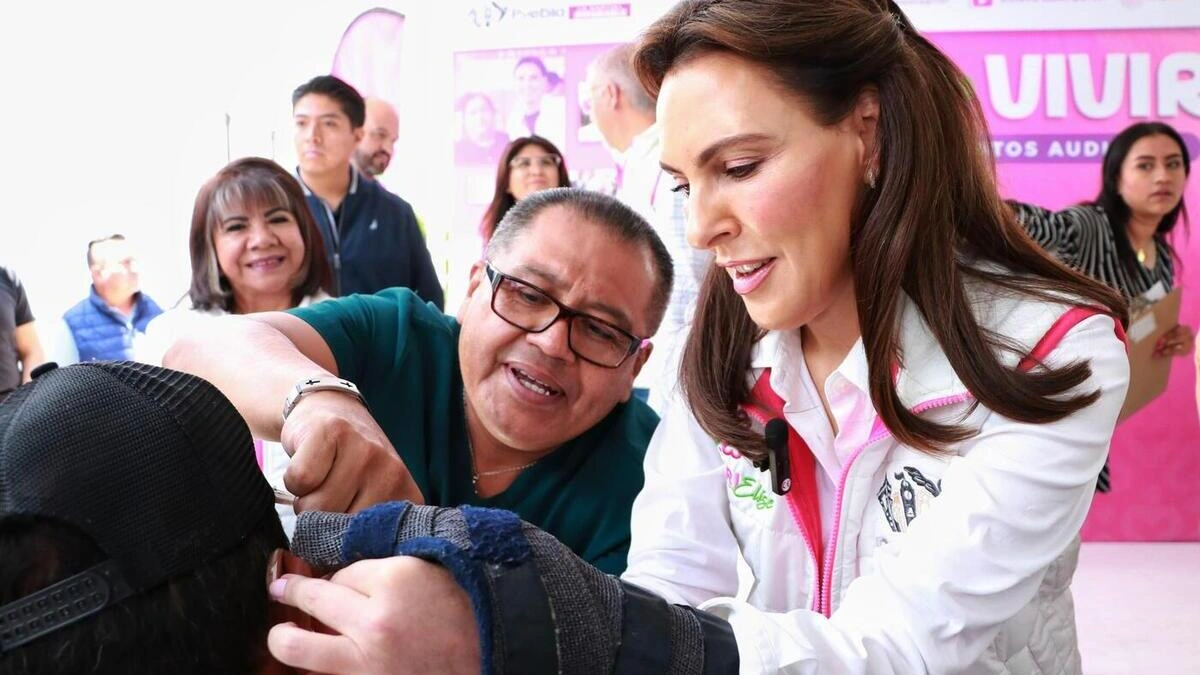 Boletín de prensa 165. PEPE CHEDRAUI Y MARIELISE BUDIB ENCABEZAN LA PRIMERA ENTREGA DEL PROGRAMA “OÍR PARA VIVIR”