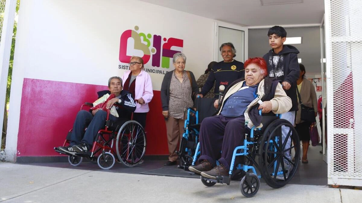 Boletín de prensa 217. MARIELISE BUDIB Y PEPE CHEDRAUI ENTREGARON 122 APARATOS FUNCIONALES A PERSONAS CON DISCAPACIDAD