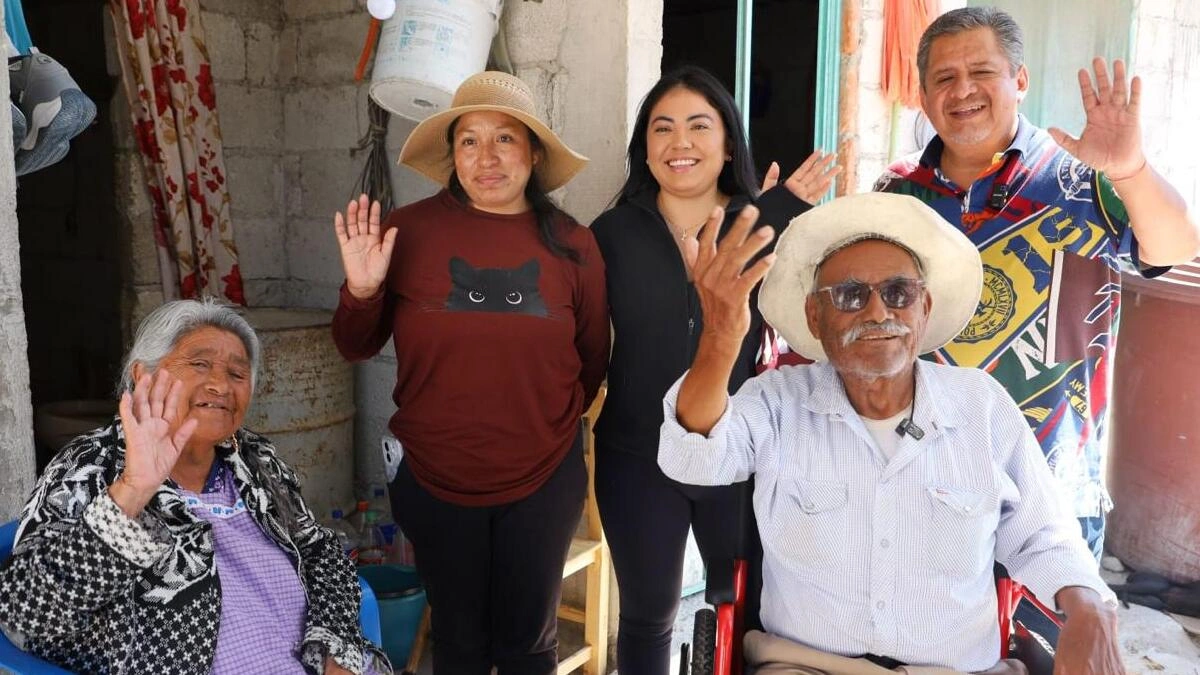 Boletín de prensa 279. APOYA DIF PUEBLA CAPITAL A FAMILIA EN SAN JOSÉ EL AGUACATE MEJORANDO SU CALIDAD DE VIDA CON SILLA DE RUEDAS