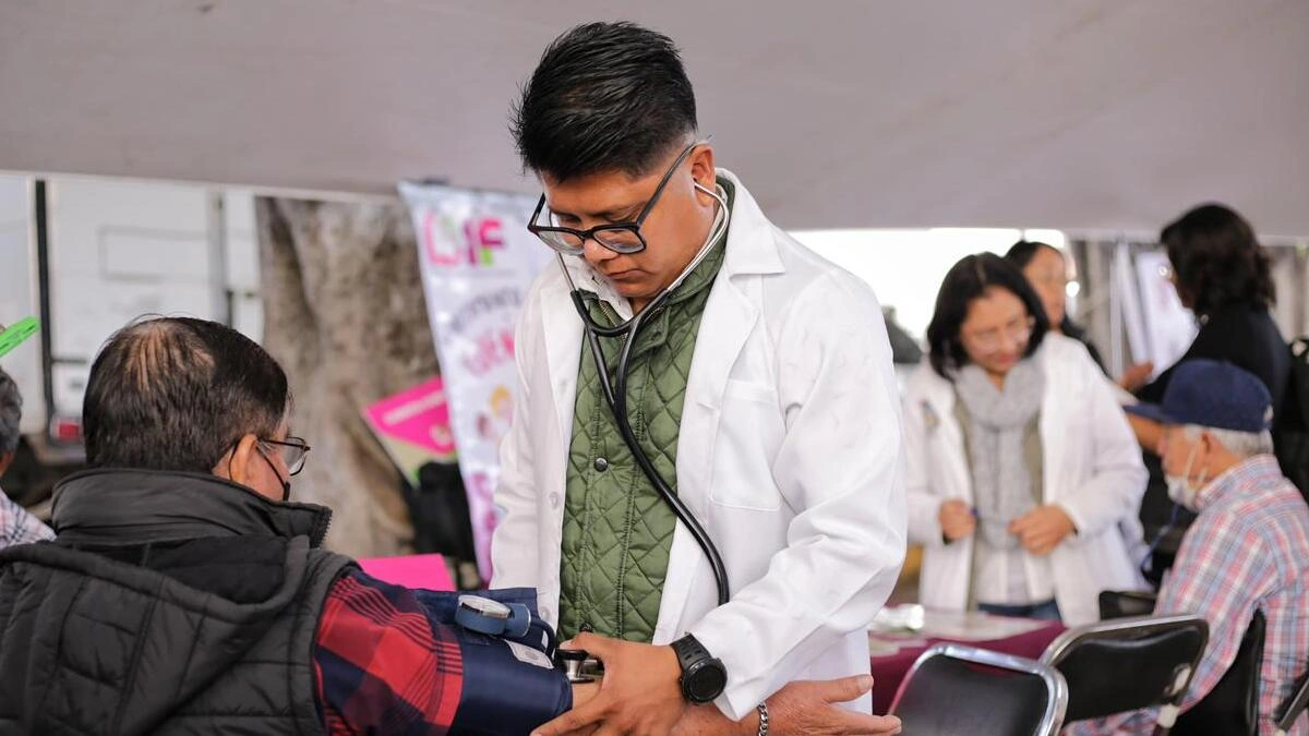 Boletín de prensa 324. BRINDA DIF PUEBLA CAPITAL RECOMENDACIONES EN EL DÍA MUNDIAL DE LA HIPERTENSIÓN