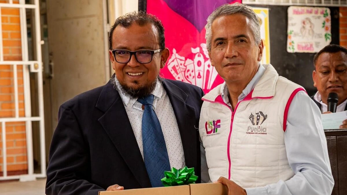 Boletín de prensa 330. RECONOCE DIF PUEBLA CAPITAL A MAESTRAS Y MAESTROS CON CONCURSO “VOCES DE LA ESCUELA”