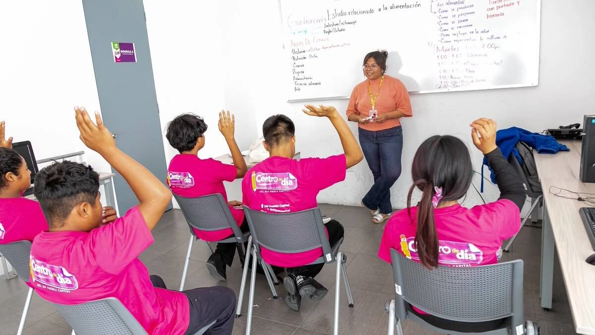 Boletín de prensa 396. MANTIENE DIF PUEBLA CAPITAL INSCRIPCIONES ABIERTAS AL PROGRAMA DE REGULARIZACIÓN PARA EDUCACIÓN PRIMARIA Y SECUNDARIA EN CENTRO DE DÍA