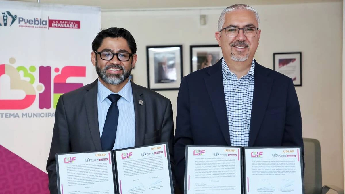 Pie de foto 078. FIRMA DIF PUEBLA CAPITAL CONVENIO DE COLABORACIÓN INTERINSTITUCIONAL CON LA UDLAP