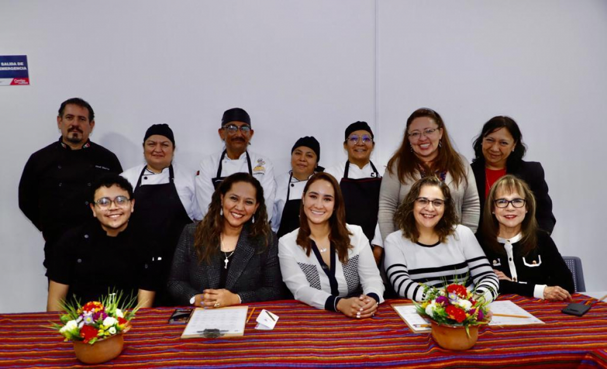 SMDIF CONTINÚA GRADUANDO A TÉCNICOS EN GASTRONOMÍA